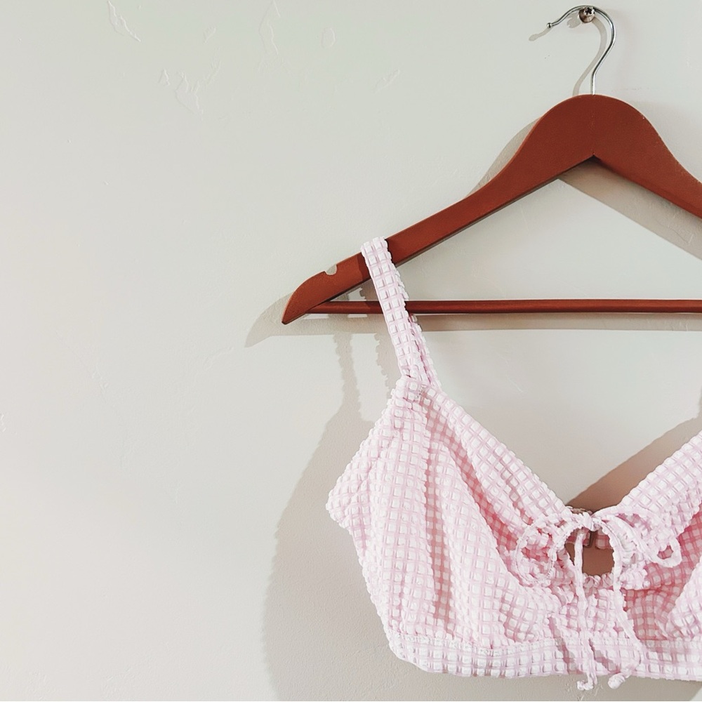 a & f | curve love cinched bralette swim top in light pink pattern ↷